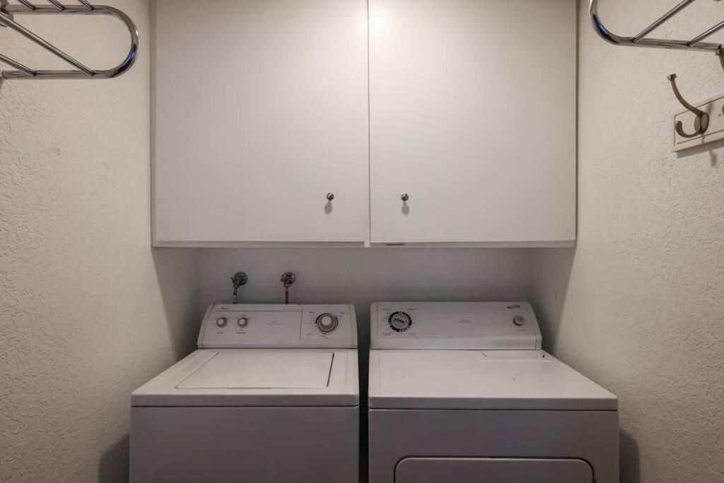 Chic Condo Steps From Petco Park Сан Диего Екстериор снимка